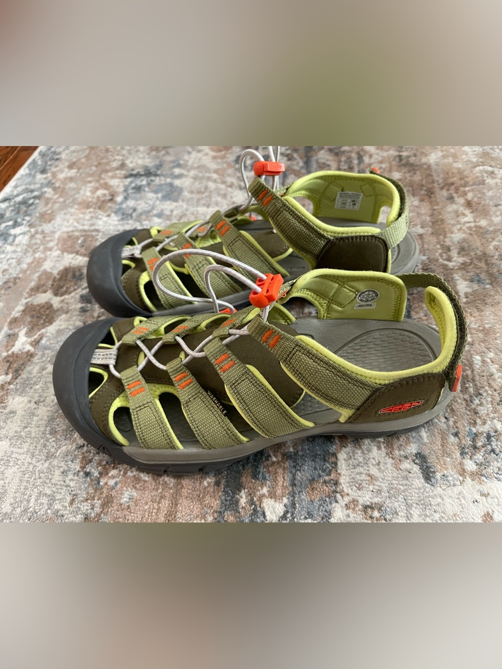 Keen Big Kids Boys Newport Boundless Youth Sandal Sz.7 Dark Olive Scarlet Ibis